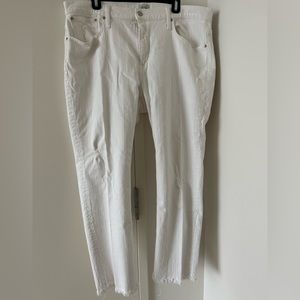 🧊  J CREW Women's Frayed Hem Straight Leg Jeans.